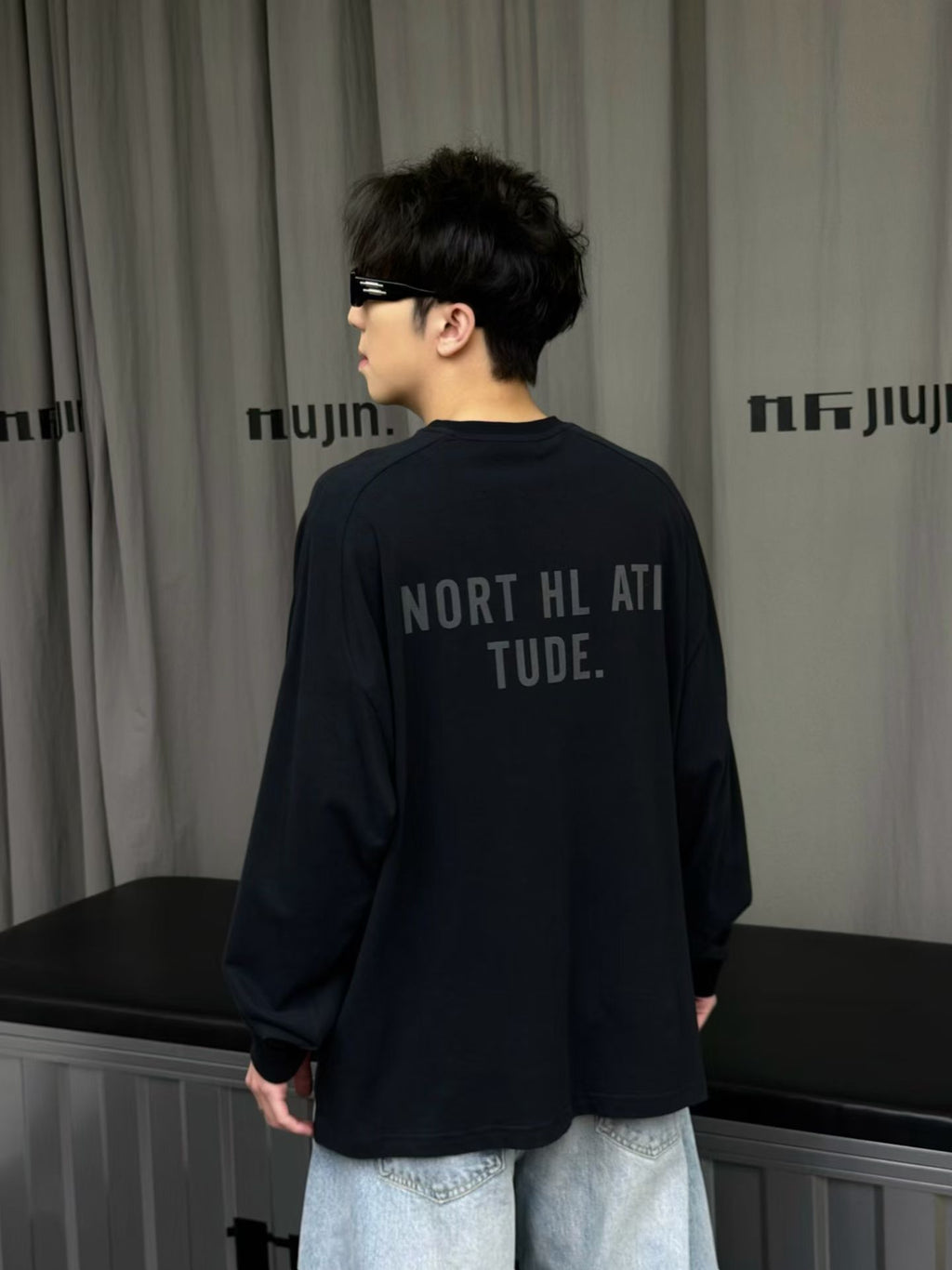 N43011 ﾊﾞｯｸﾛｺﾞﾛﾝｸﾞTｼｬﾂ