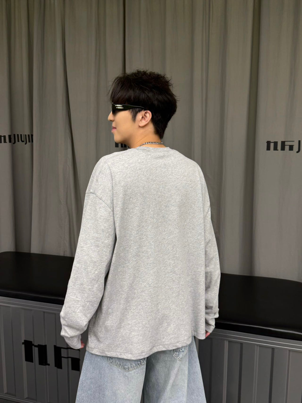 N43010 ﾌﾛﾝﾄﾋﾞｯｸﾞﾛｺﾞﾛﾝｸﾞTｼｬﾂ